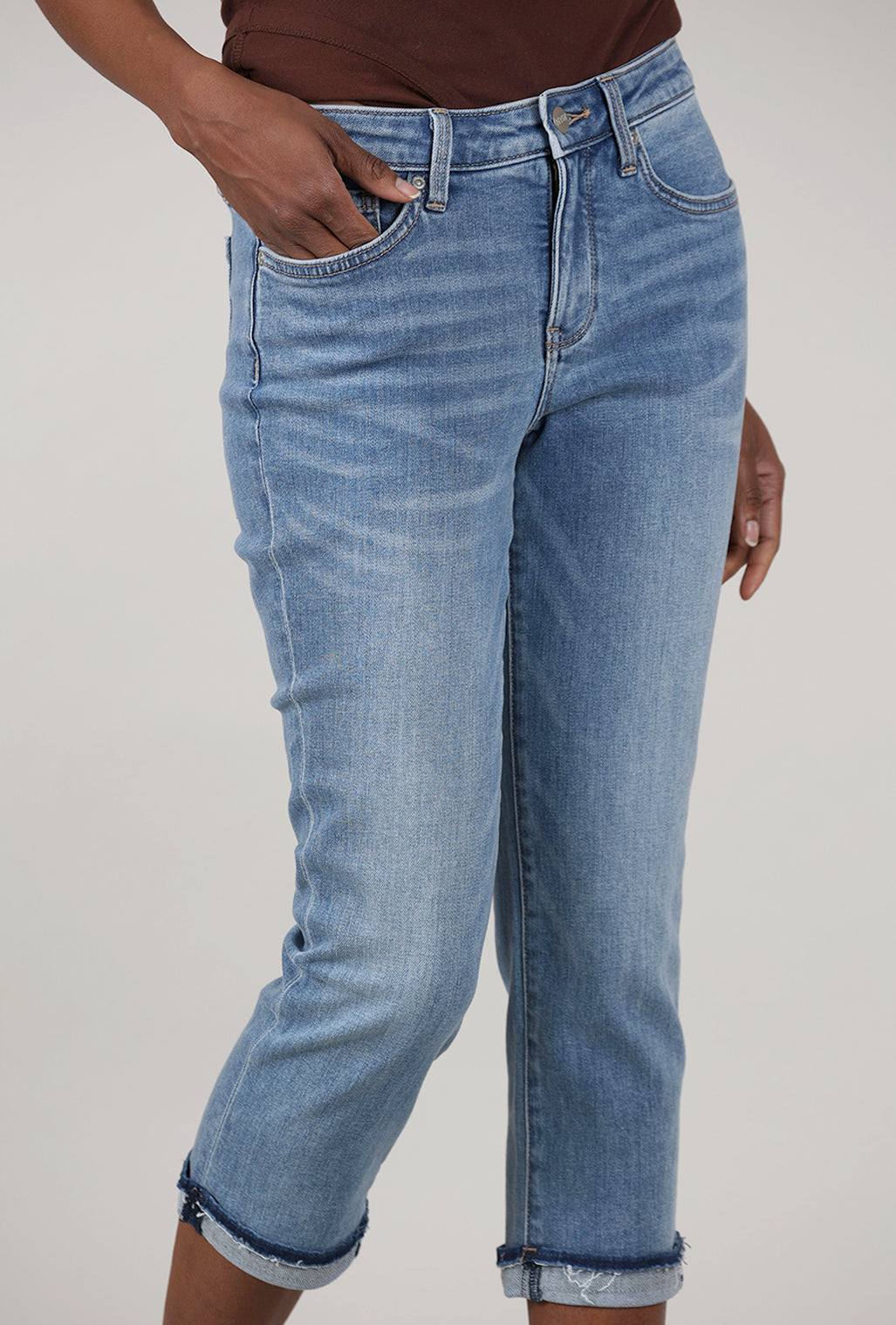 NYDJ Chloe Capri Raw-Edge Denim, Crescent Shore