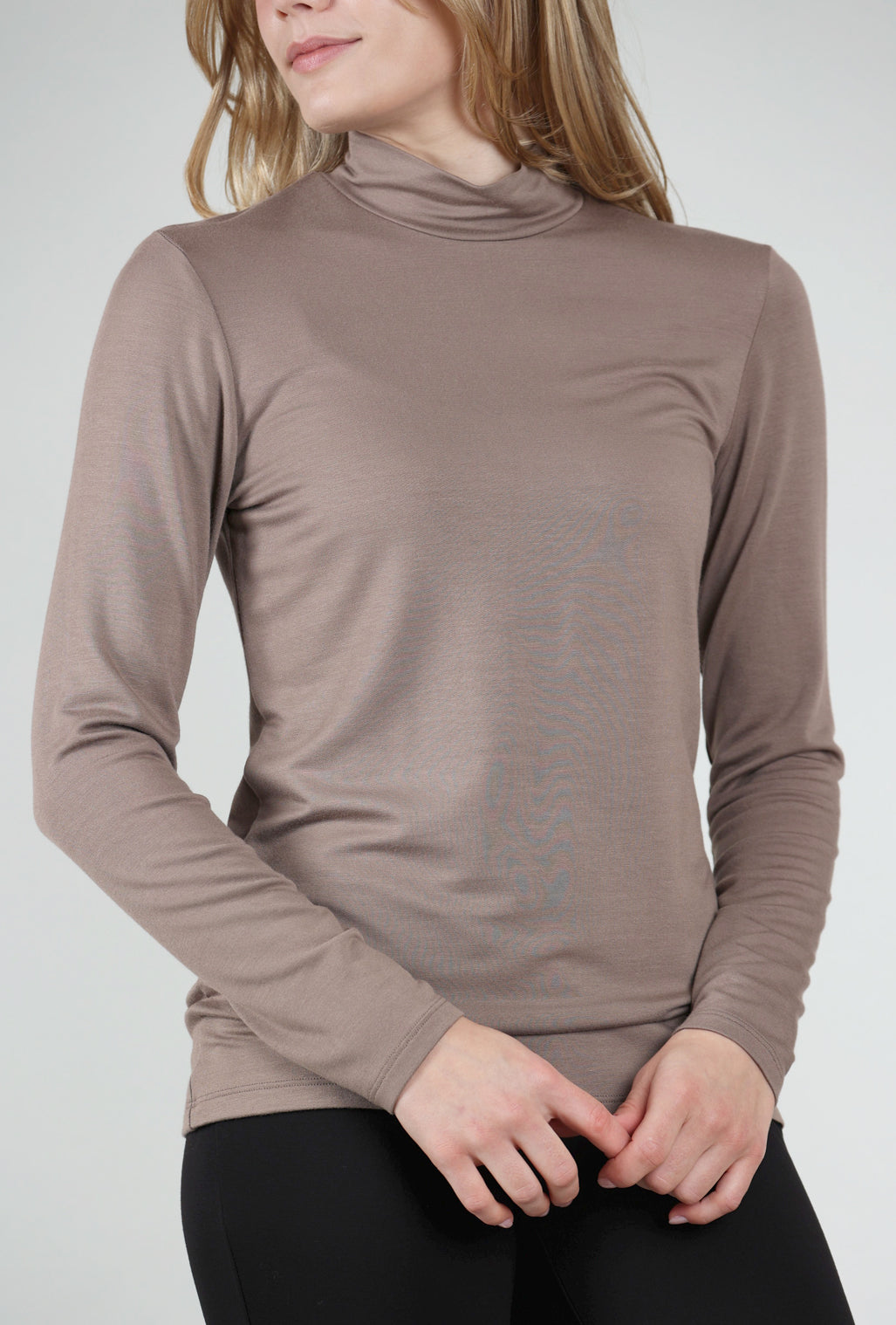 Luukaa Essential Jersey Mock Neck, Beige