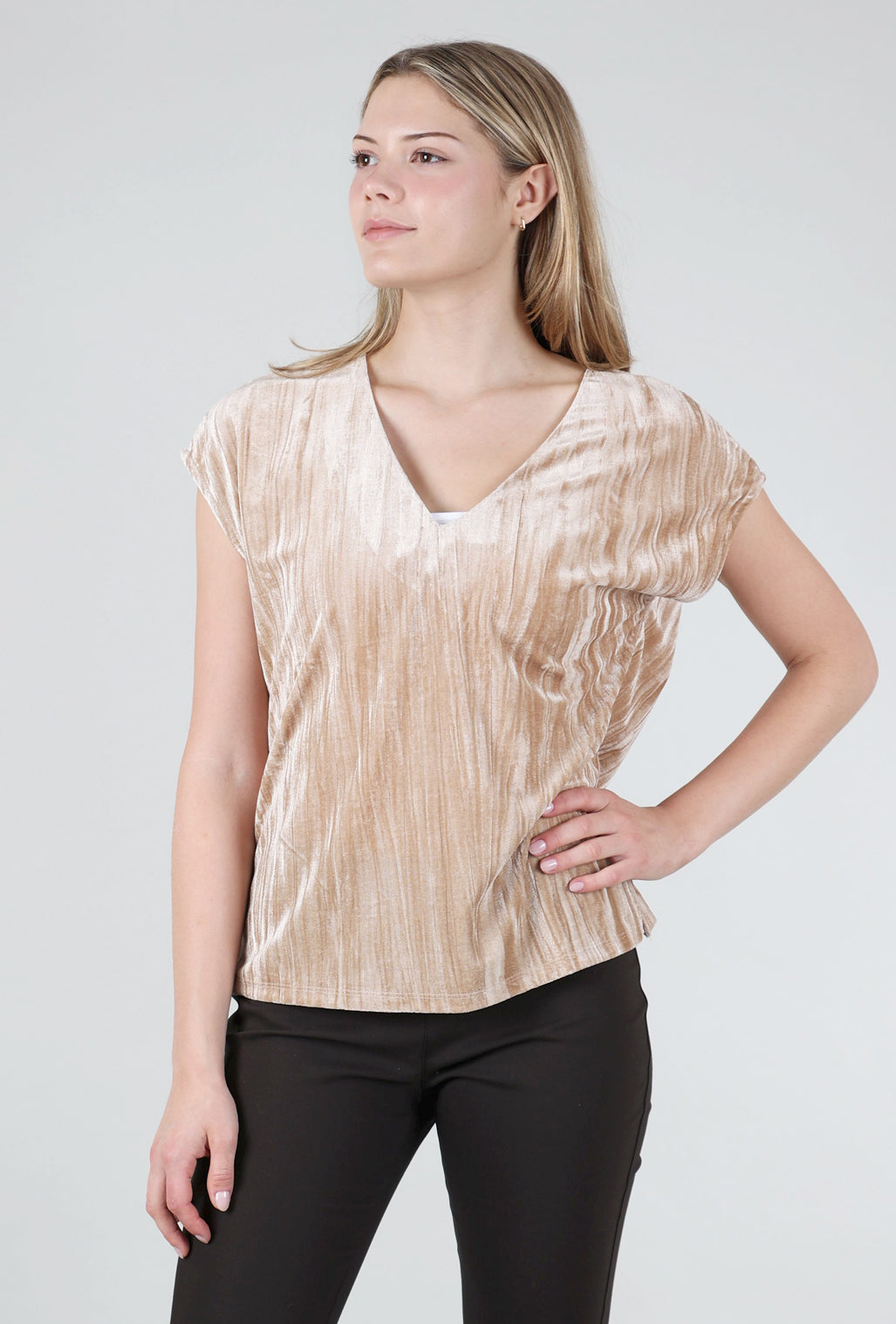 Mystree Velvet Cupro Vee Top, Sand