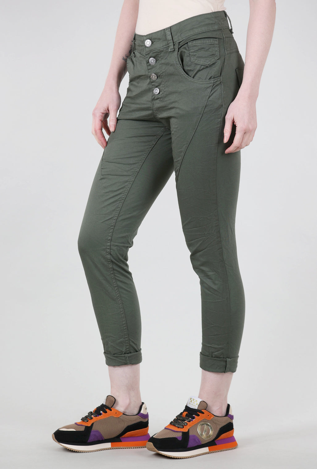 Femme Fatale Four-Button F/W Signature Pant, Olive