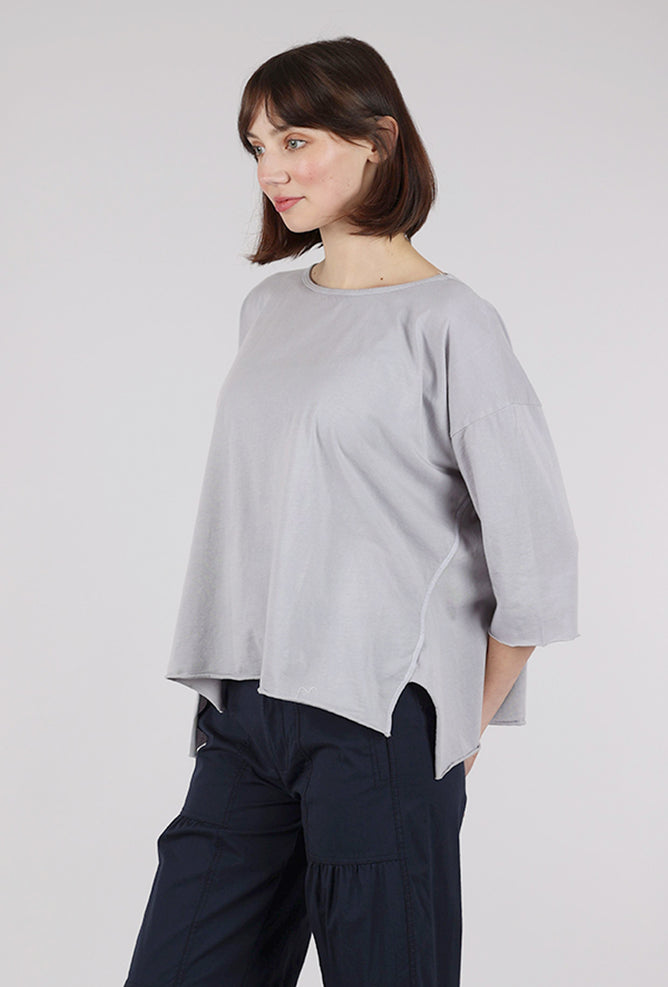 M Square Curved Seaming Tee, Gray