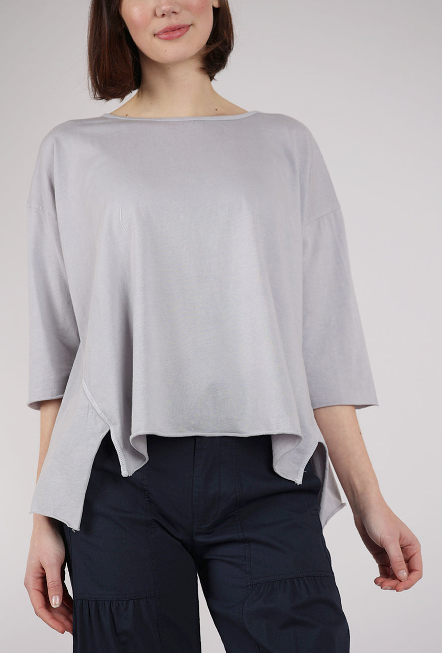 M Square Curved Seaming Tee, Gray