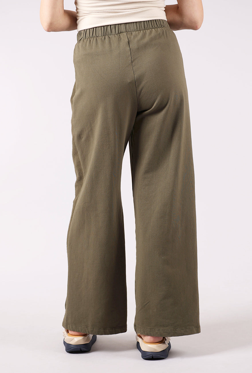 Fenini Contrast Inset Fleece Pant, Olive