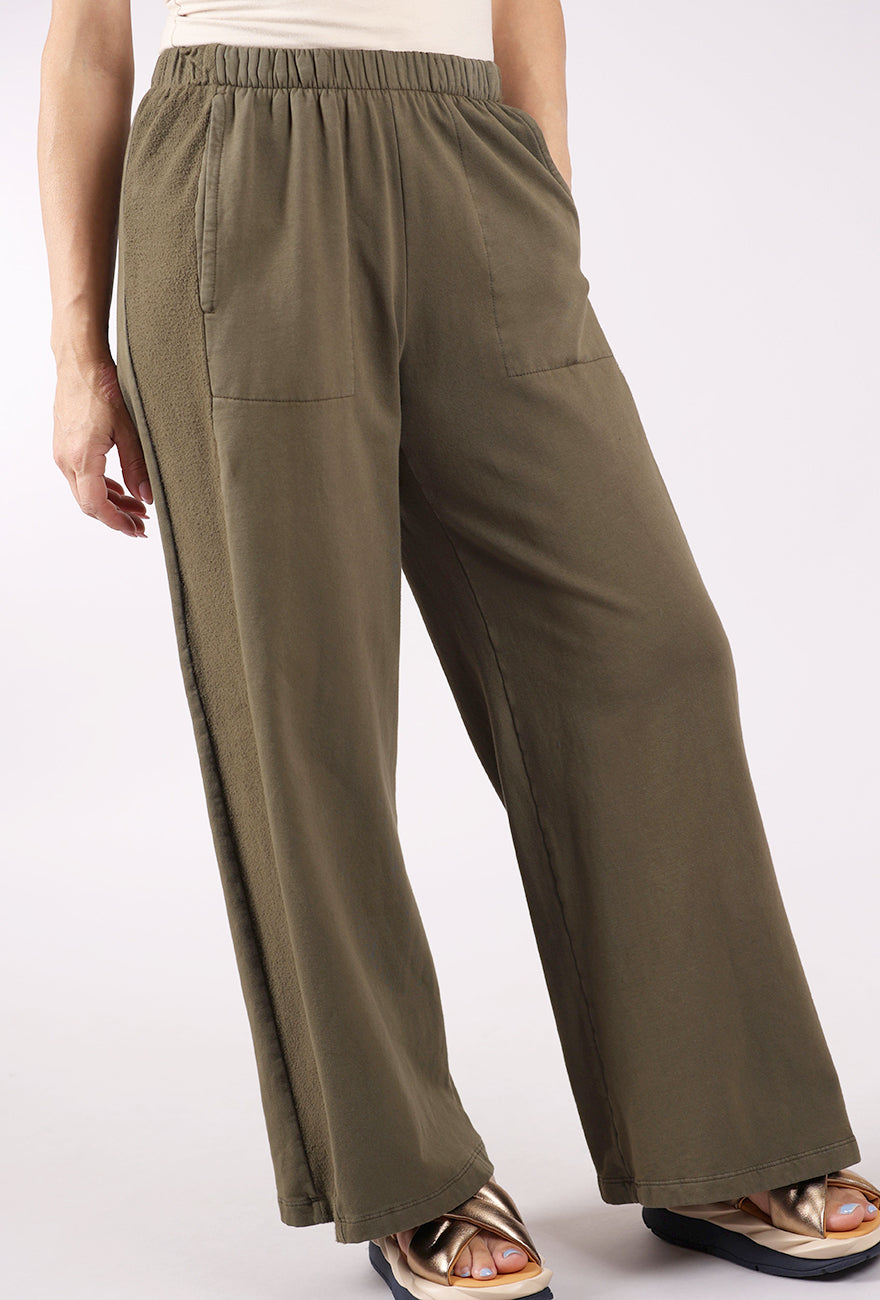 Fenini Contrast Inset Fleece Pant, Olive