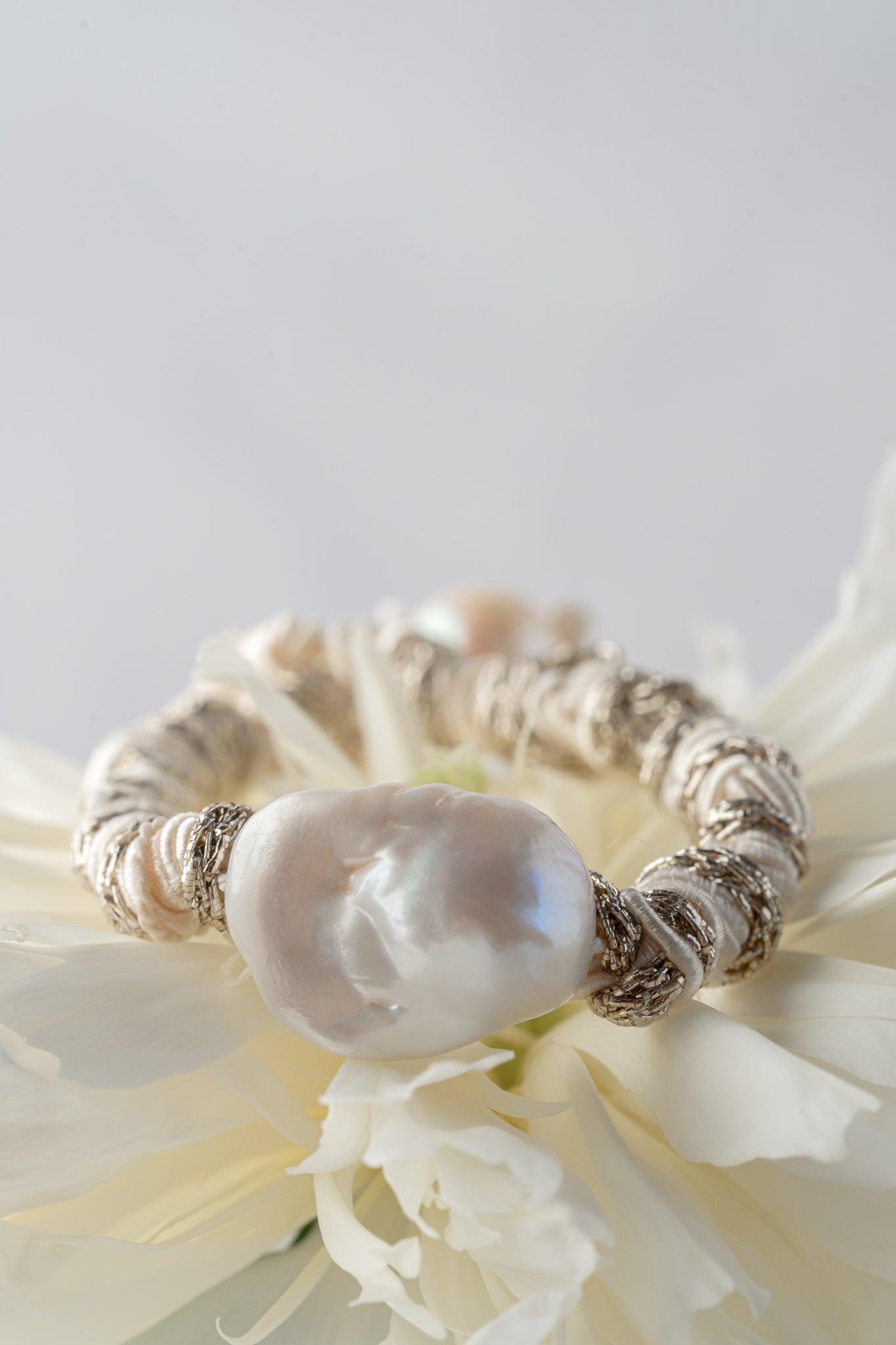 Mela Single Pearl Woven Bracelet, Sand