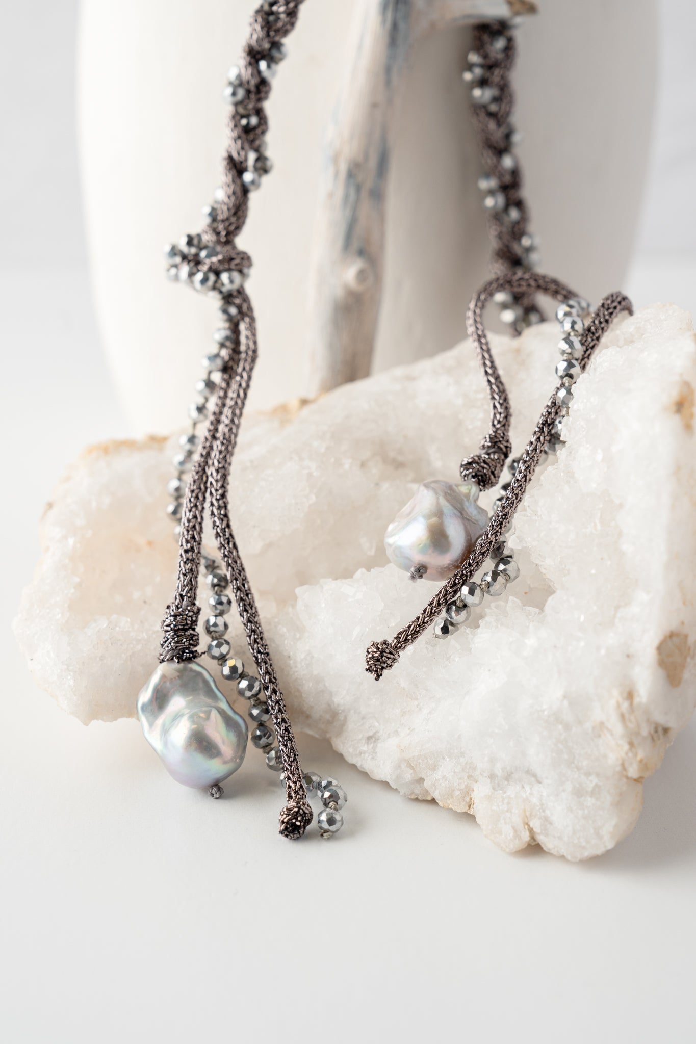 Mela Treccia Pearl Necklace - Gunmetal