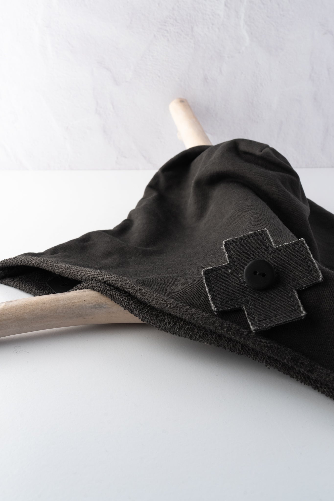 Pluslavie A Beanie, Asphalt