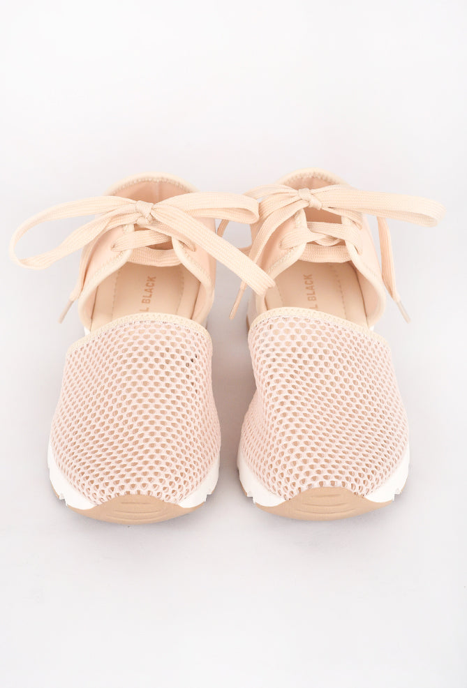 All Black Amazing Mesh Sneaker, New Beige