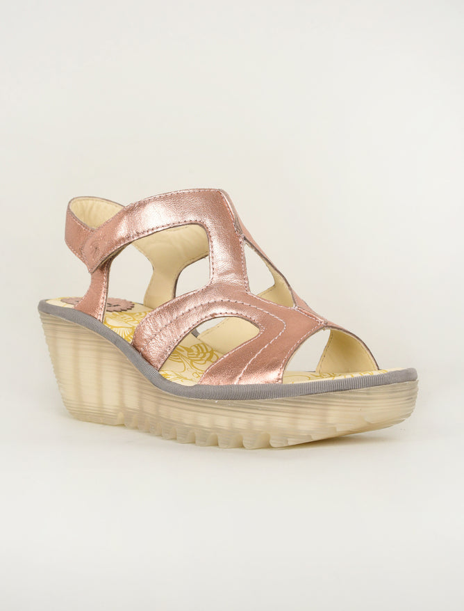 Fly London Yotu Wedge, Blush Gold