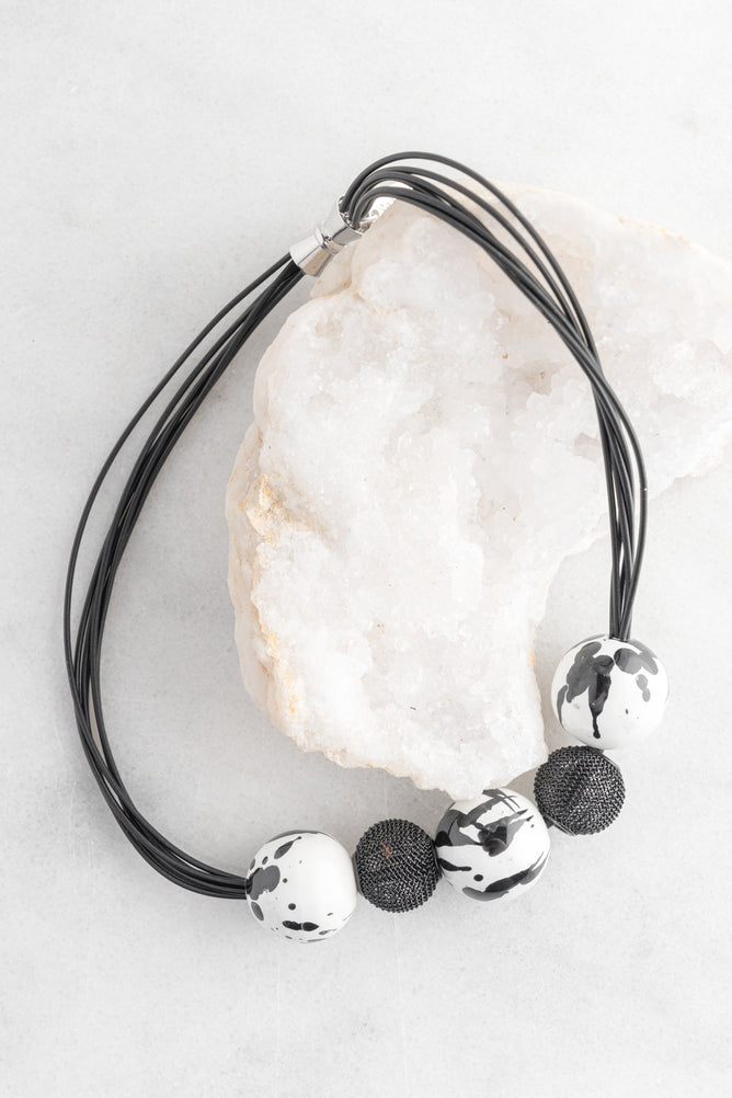 Sea Lily Lori Necklace