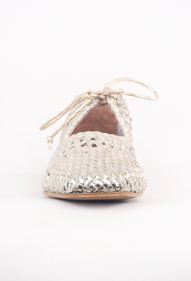 All Black Woven Tie Lady Shoe, Gold