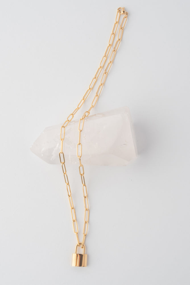 Thick Chain/Lock Necklace