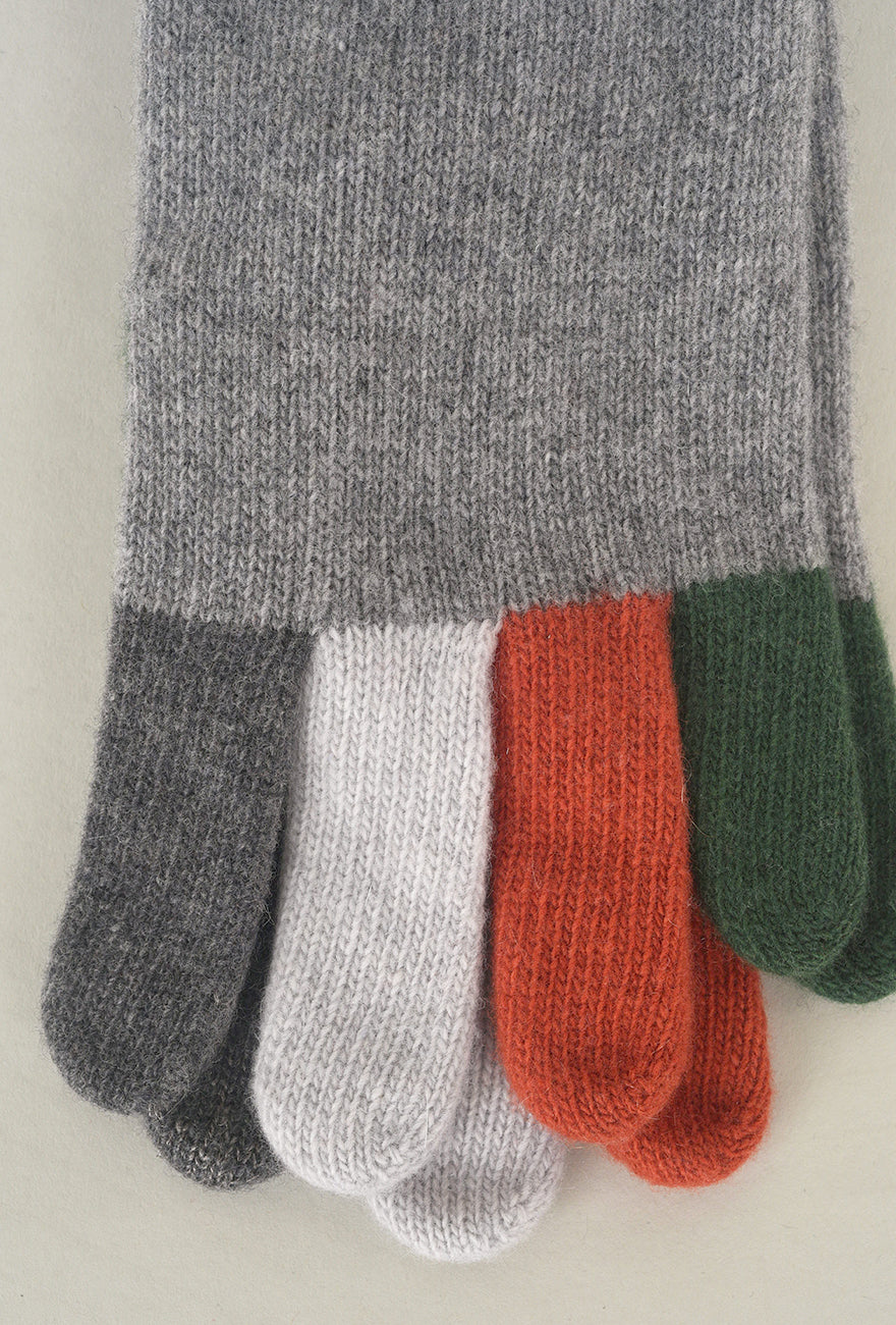 Santacana Madrid Multi-Color Finger Wool/Cash Glove, Gris