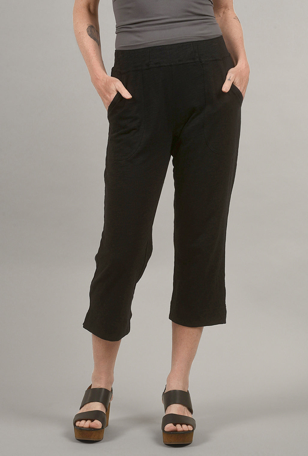 Escape by Habitat Cotton Slub Pocket Capri, Black