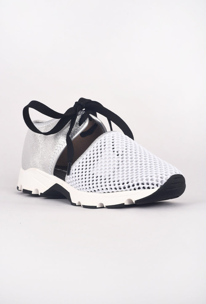 All Black Amazing Mesh Sneaker, White/Silver