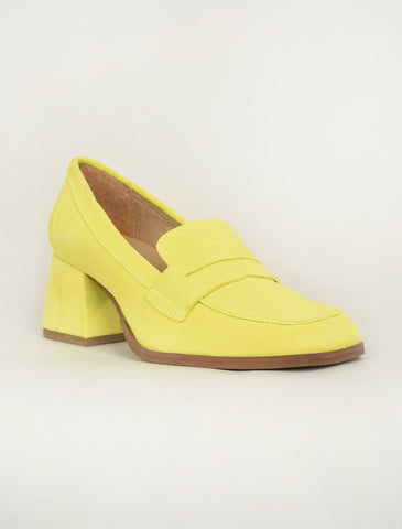 Bos. & Co. Ama Suede Heeled Loafer, Pear 