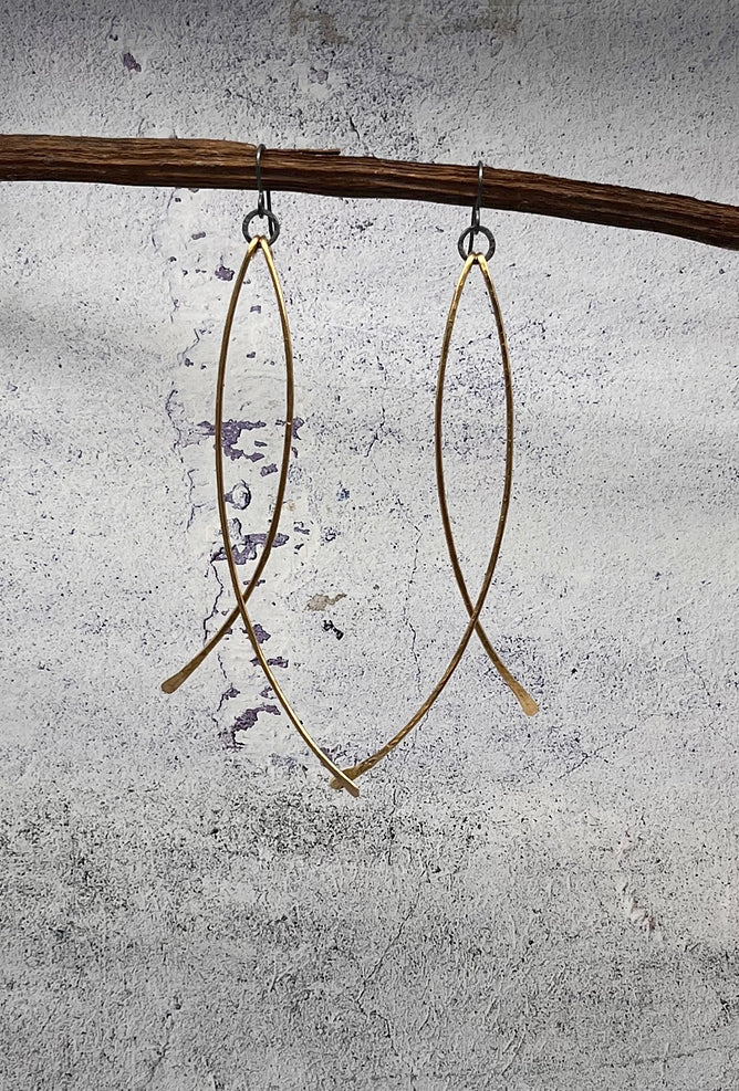 red i jewelry Drama Queen Earrings, Gold