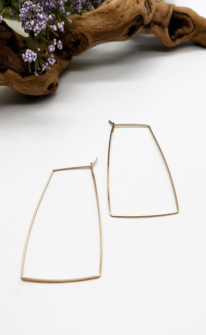 Delisch Large Square Hoop, Gold