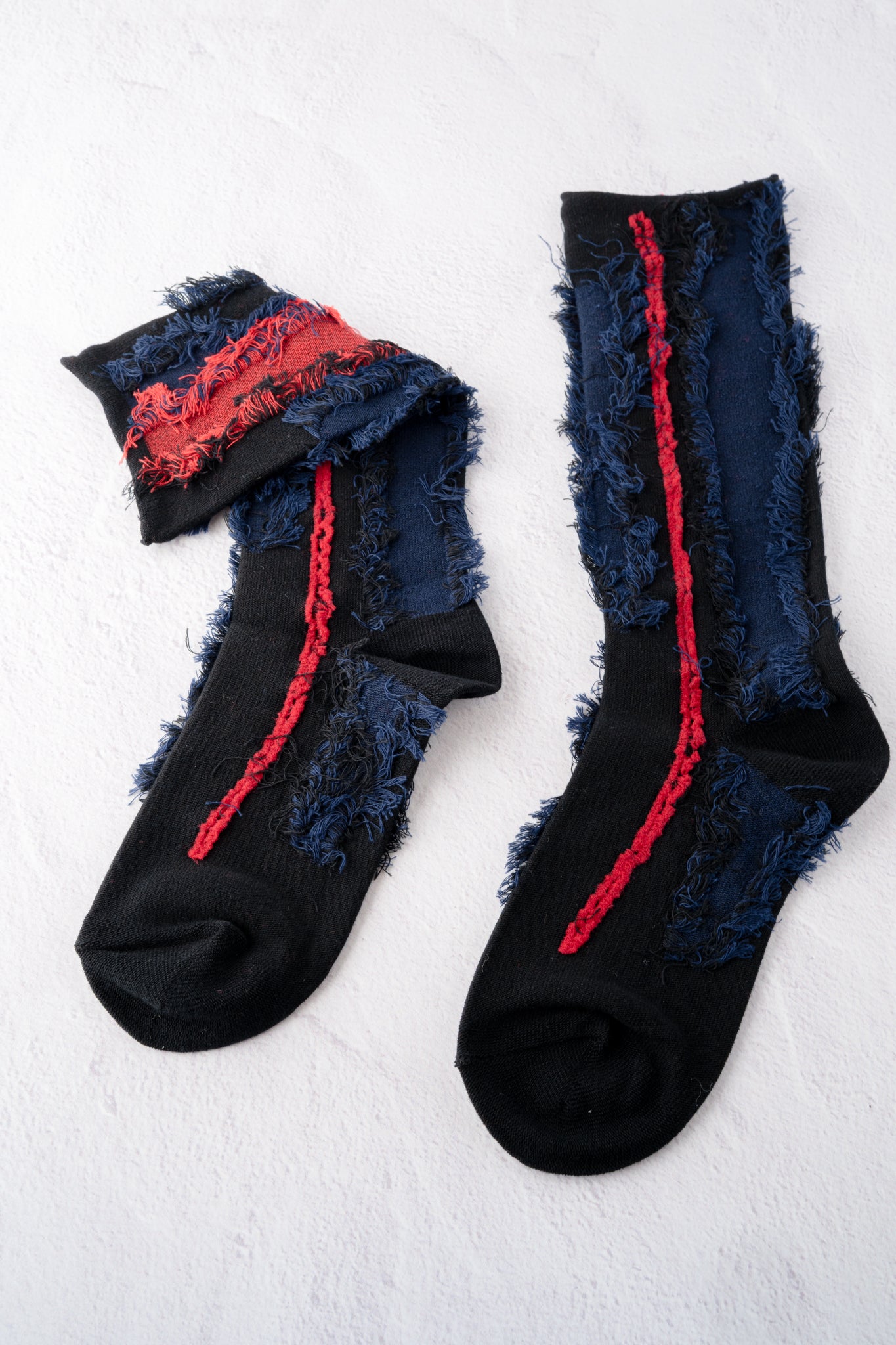 Moyuru Fringe Detail Socks, Navy and Red