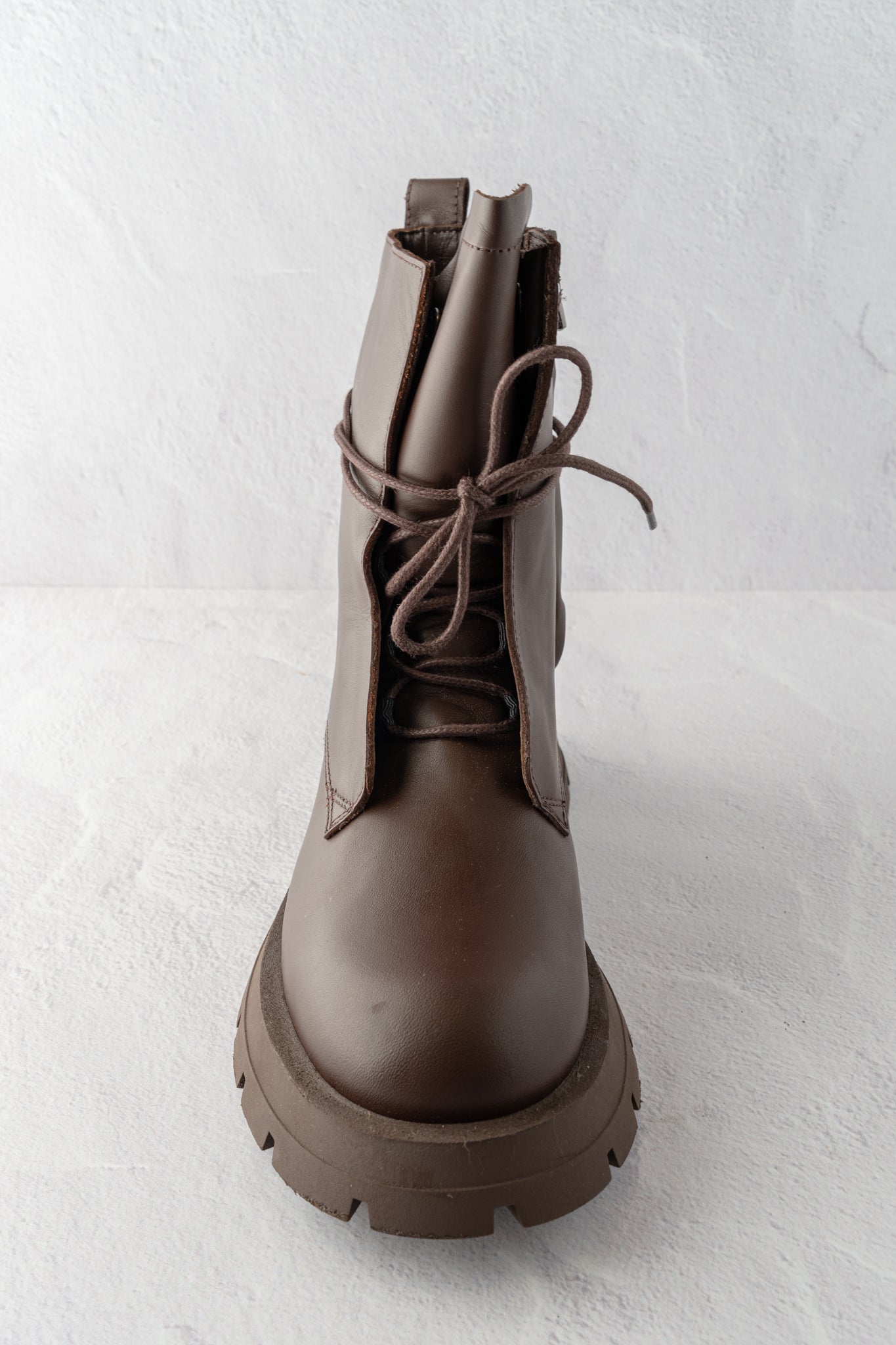 All Black Tie Lugg Boot, Brown