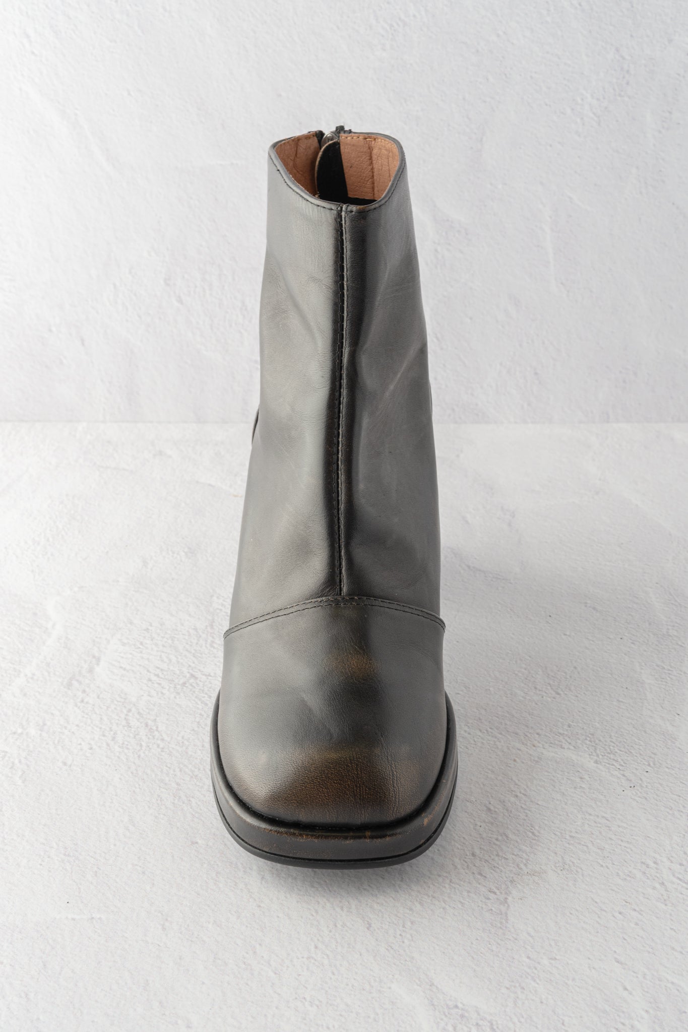 All Black Distressed Lady Boot, Black