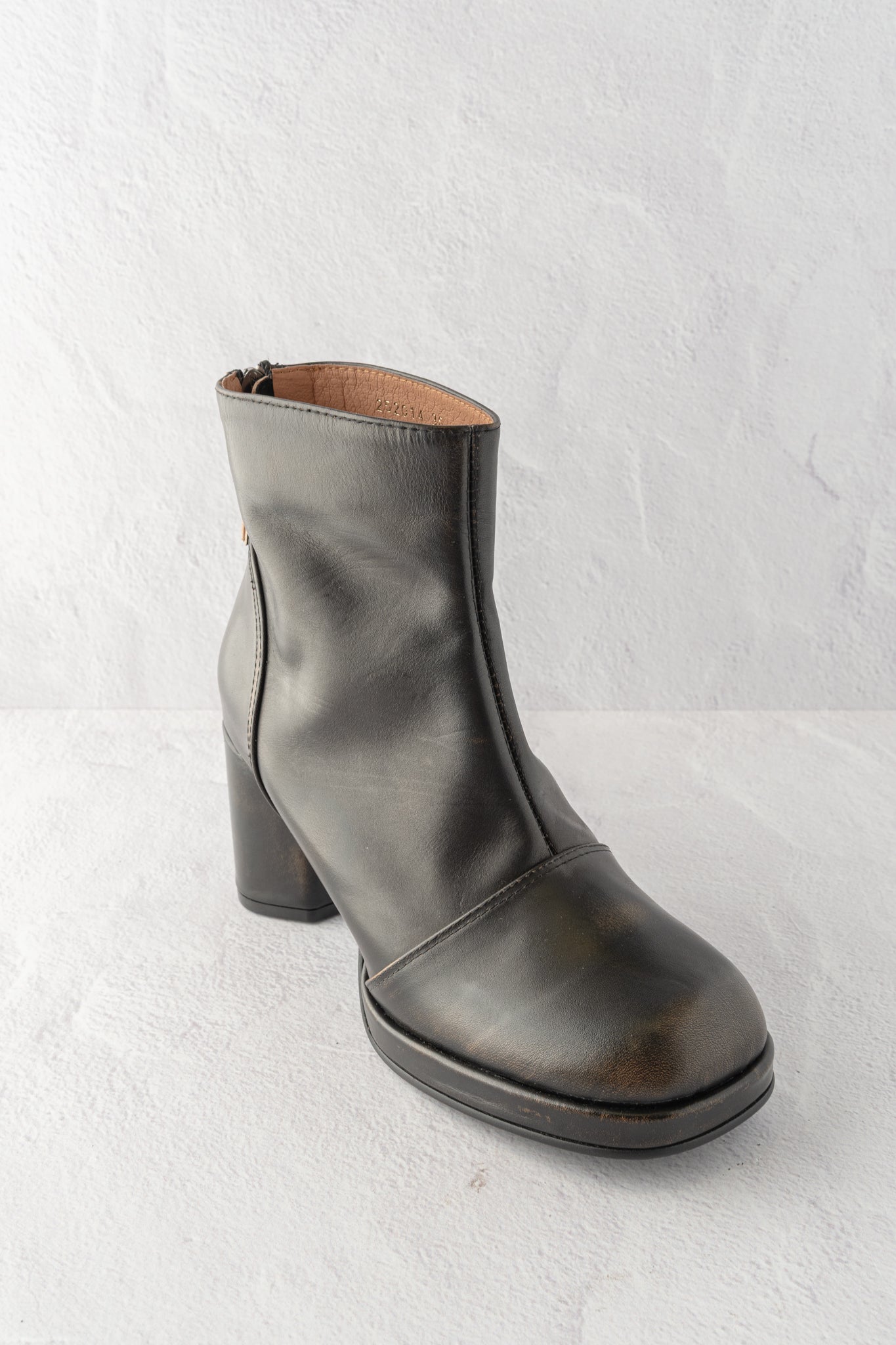 All Black Distressed Lady Boot, Black