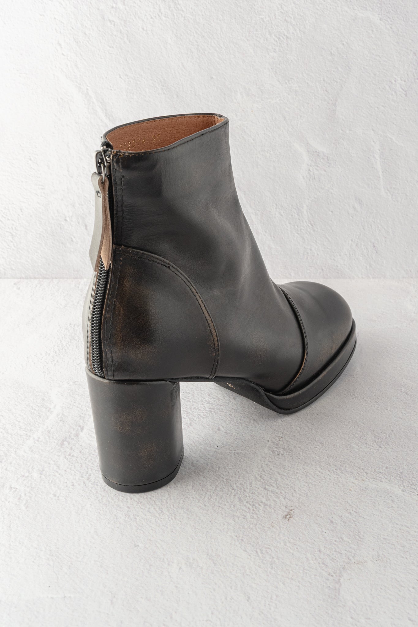 All Black Distressed Lady Boot, Black