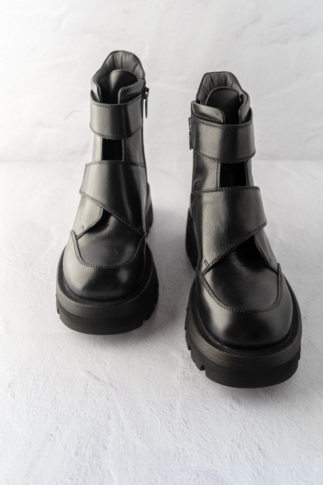 Lofina Crossover Combat Boot, Black