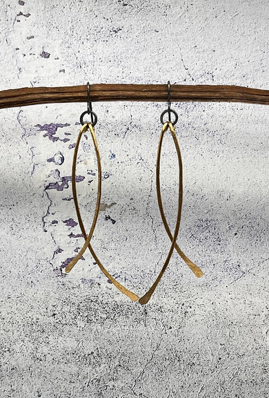 red i jewelry Wave Earrings, Gold