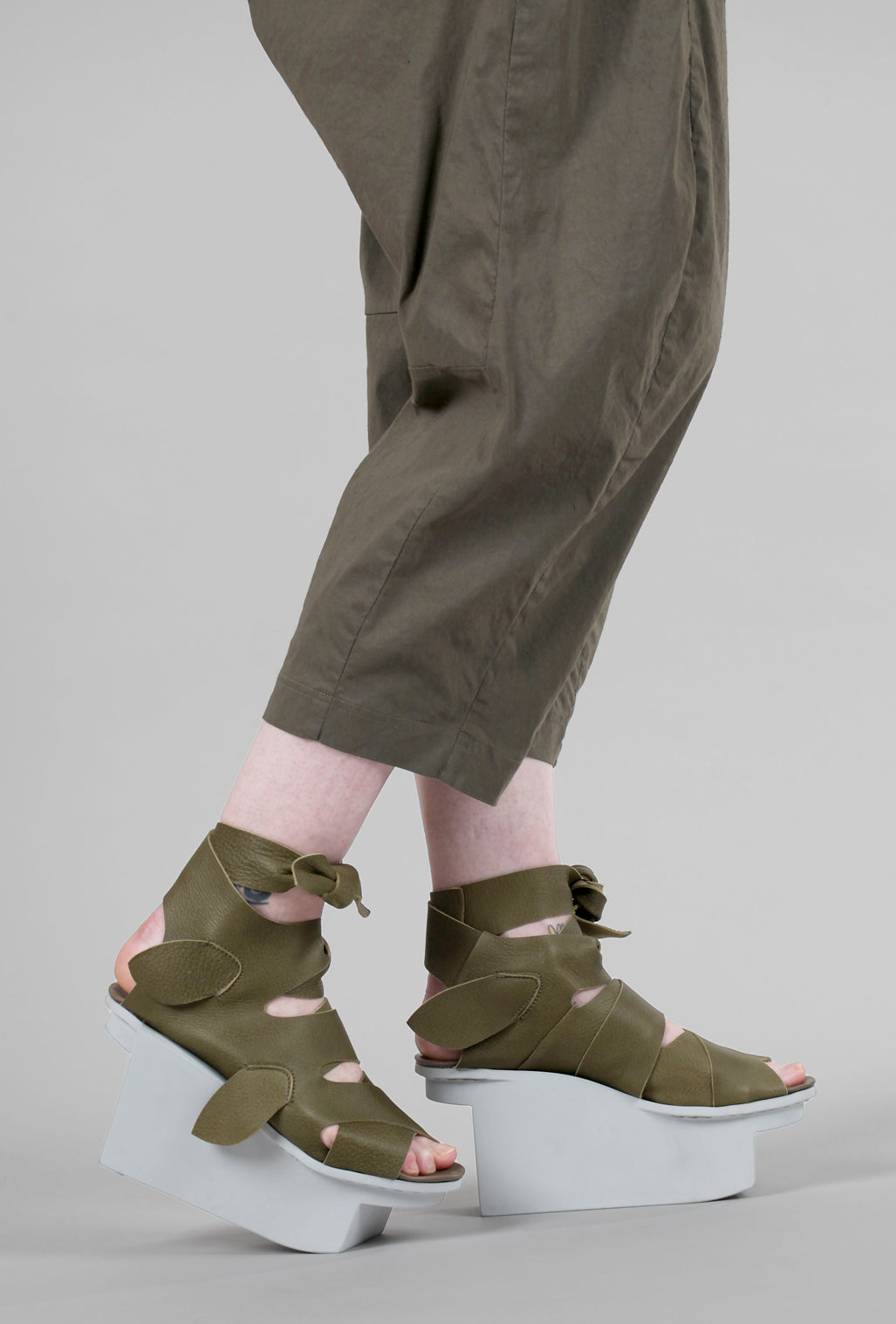 Trippen Shoes Liana Geisha, Khaki Alba