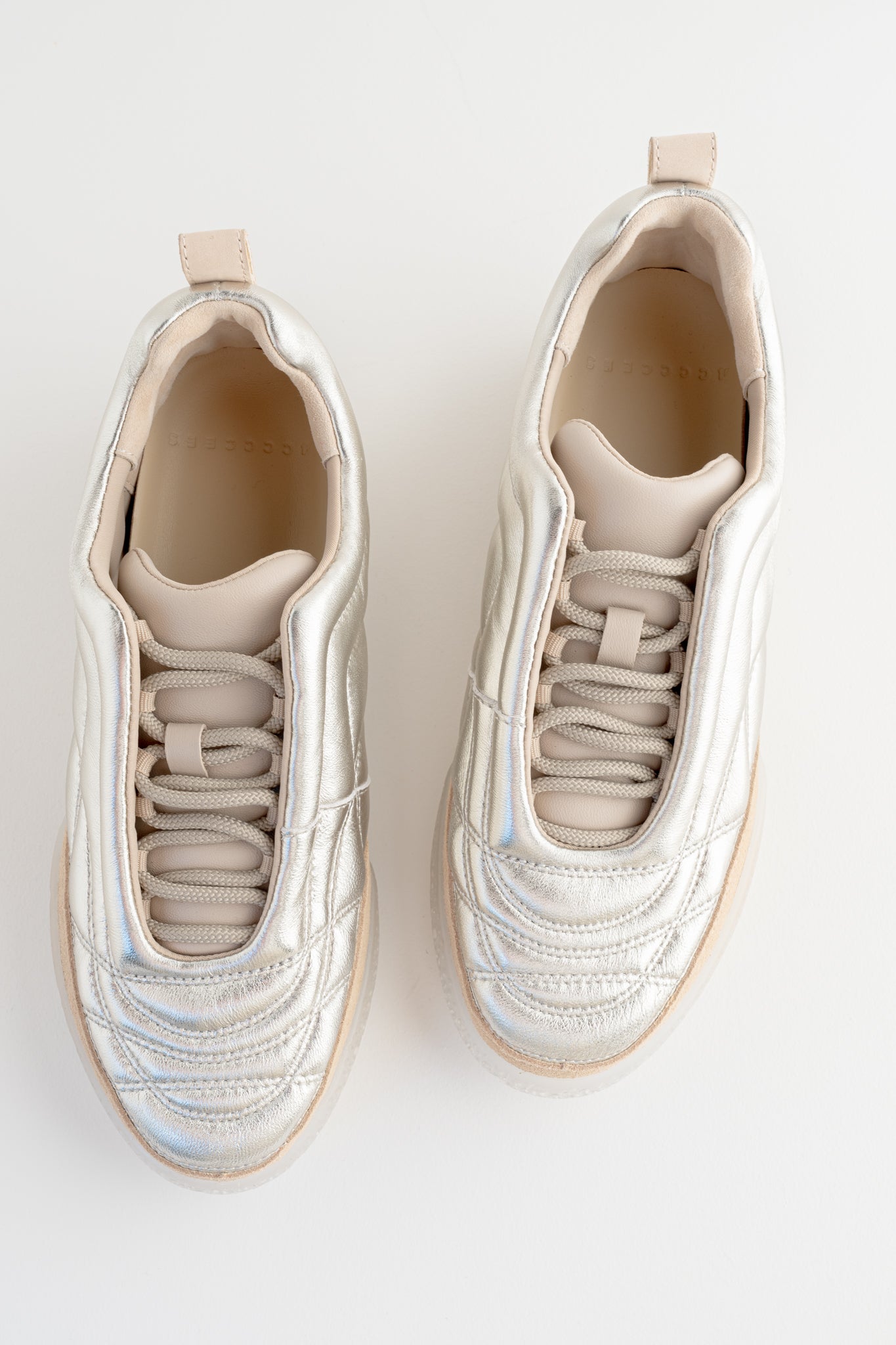Bubble Ollo Sneaker, Champagne Angle 3