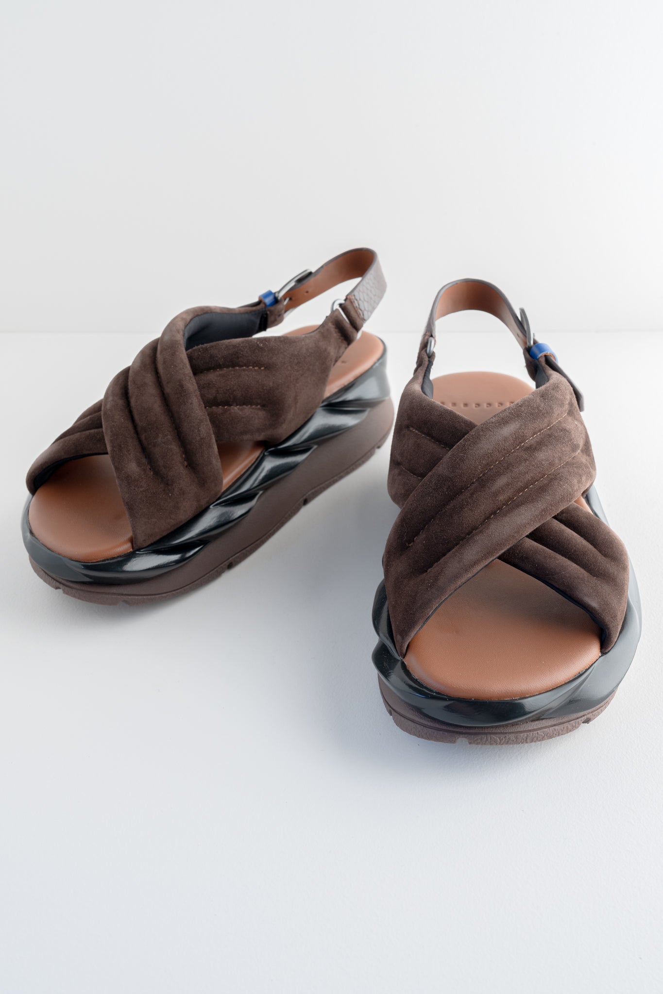 4CCCCEES Mellow Mana, Choco Suede 