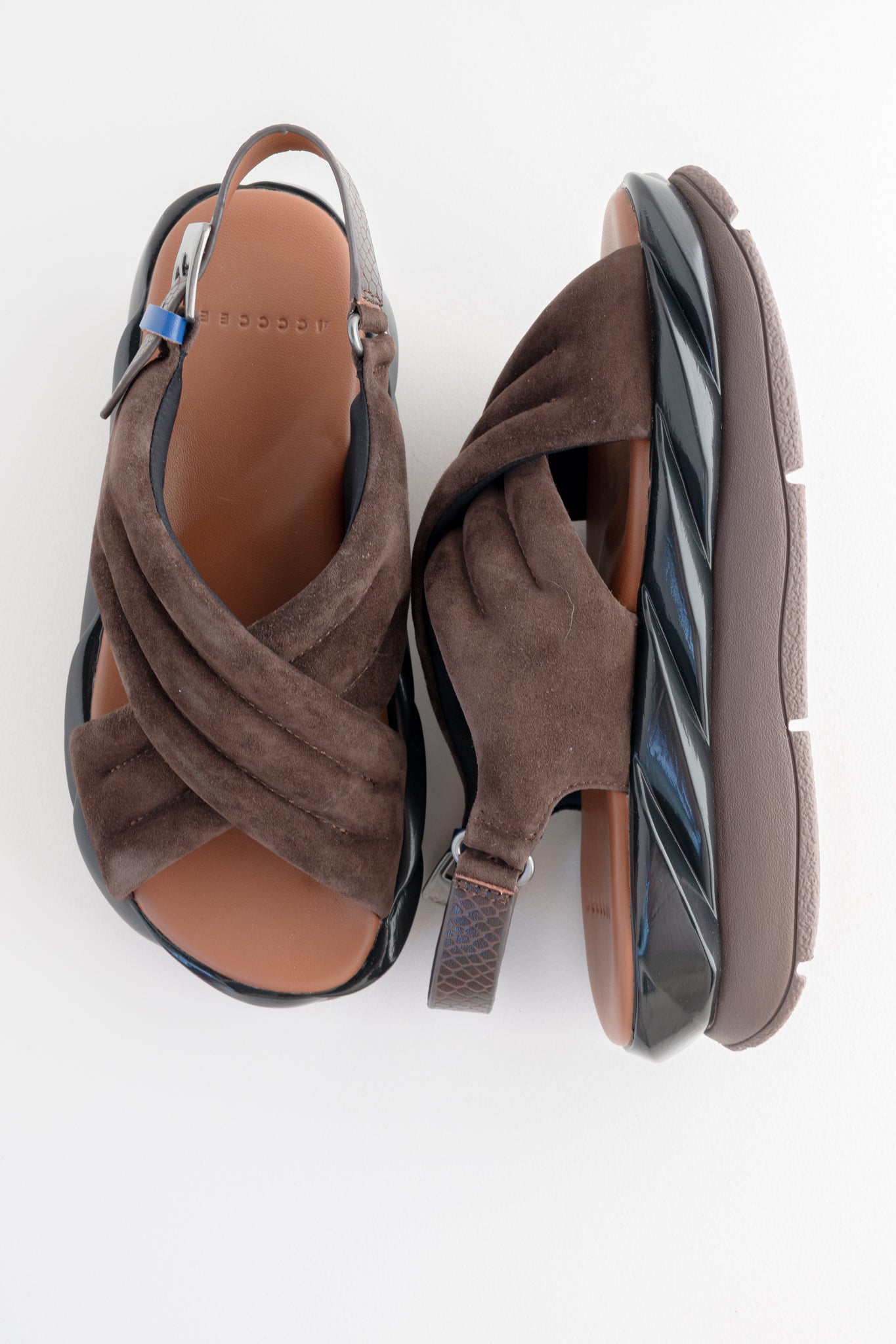 Mellow Mana, Choco Suede