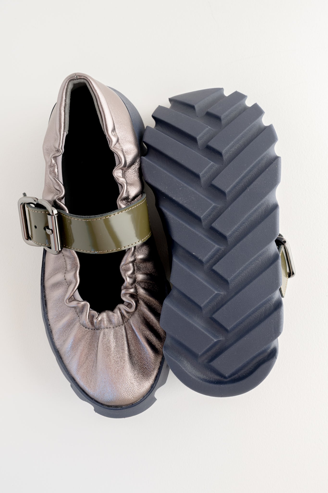 Tura Cove Mary Jane, Gunmetal Angle 5