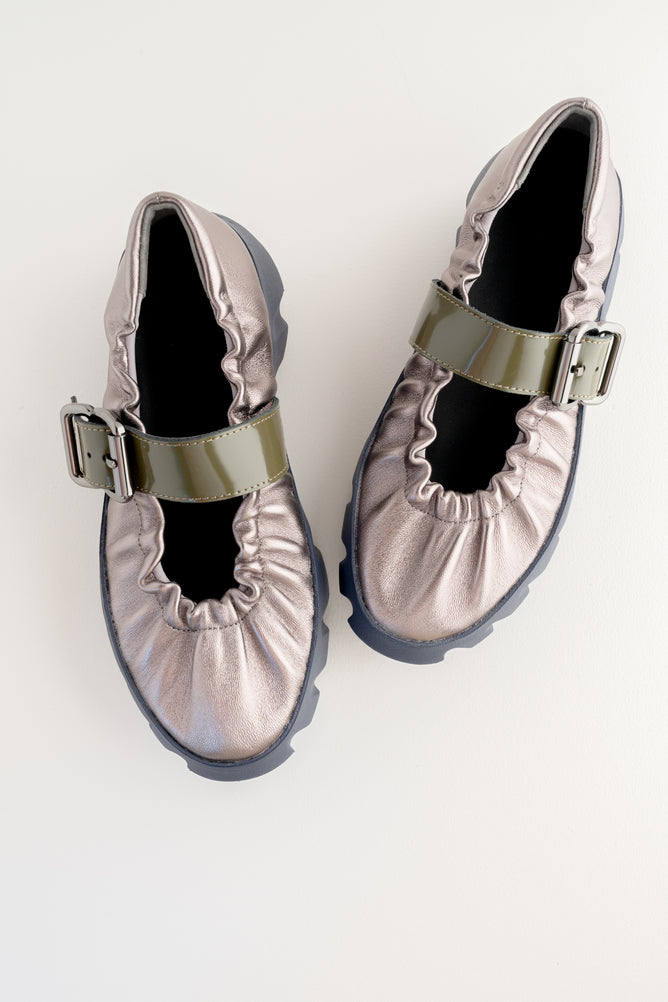 4CCCCEES Tura Cove Mary Jane, Gunmetal 