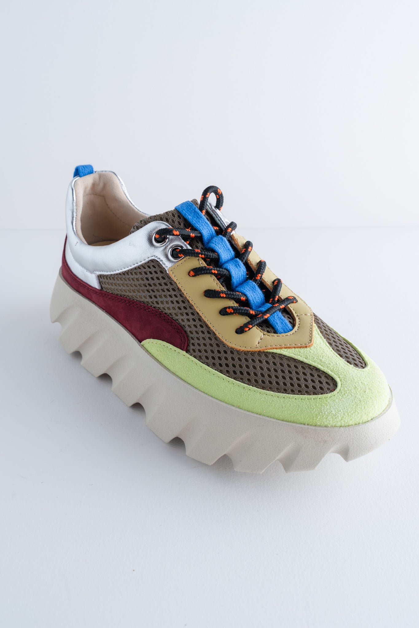 4CCCCEES Tura Flow Sneaker, Khaki 