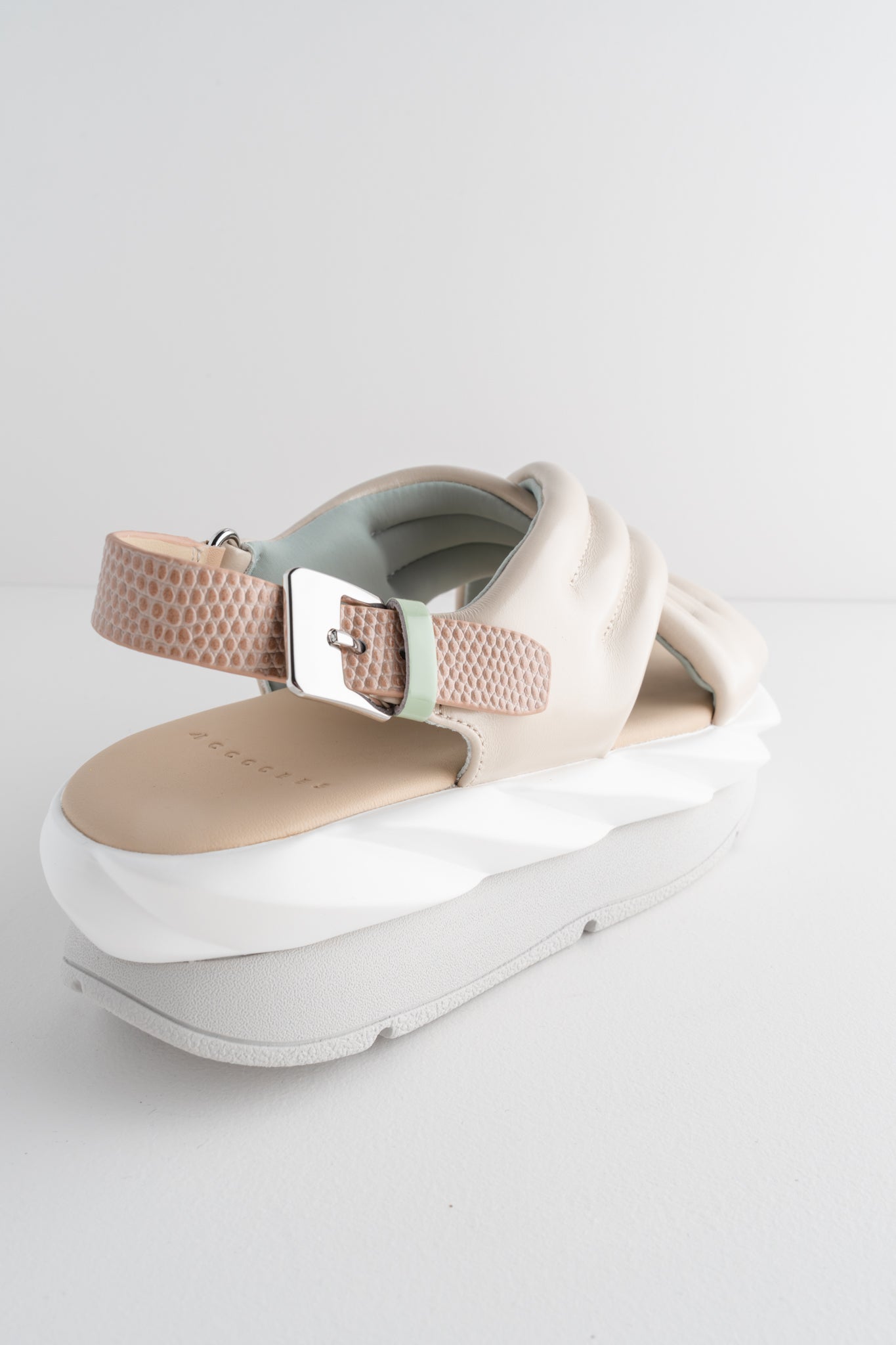4CCCCEES Mellow Mana Sandal, Cream 