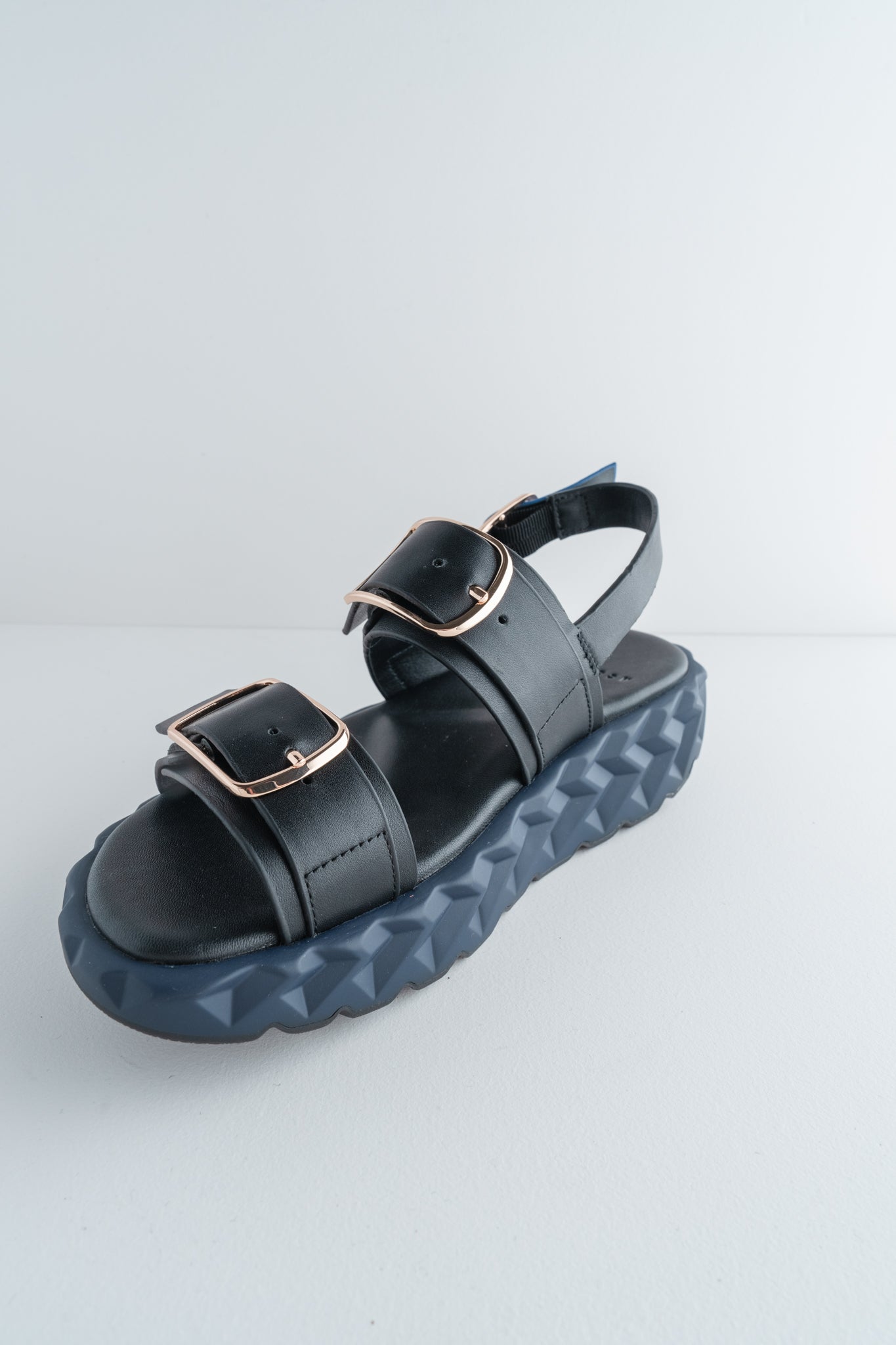 4CCCCEES Jabara Sandy Sandal, Black 