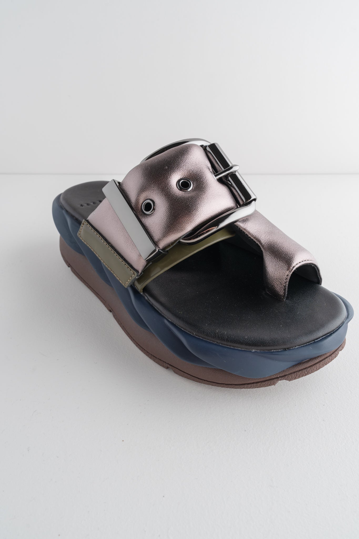 4CCCCEES Mellow Glow, Gunmetal 