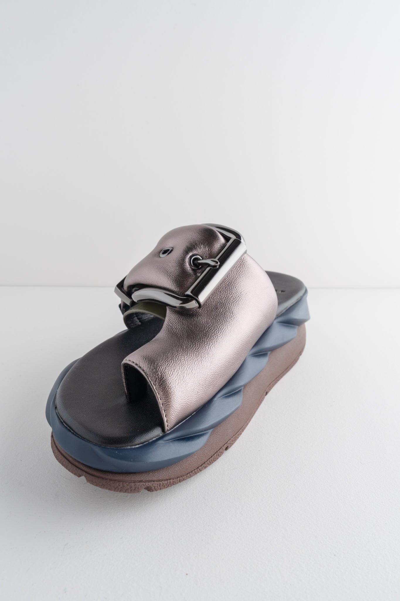 4CCCCEES Mellow Glow, Gunmetal 