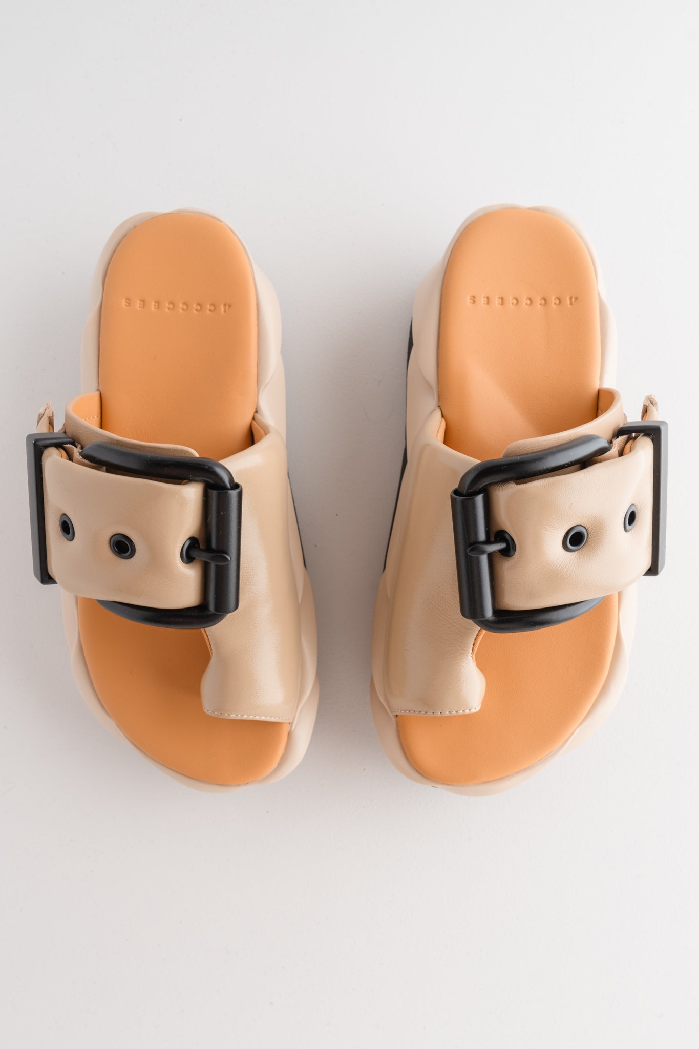 4CCCCEES Mellow Glow, Skin 