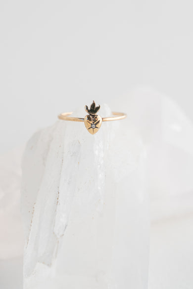 Acanthus Sacred Heart Amulet Ring 