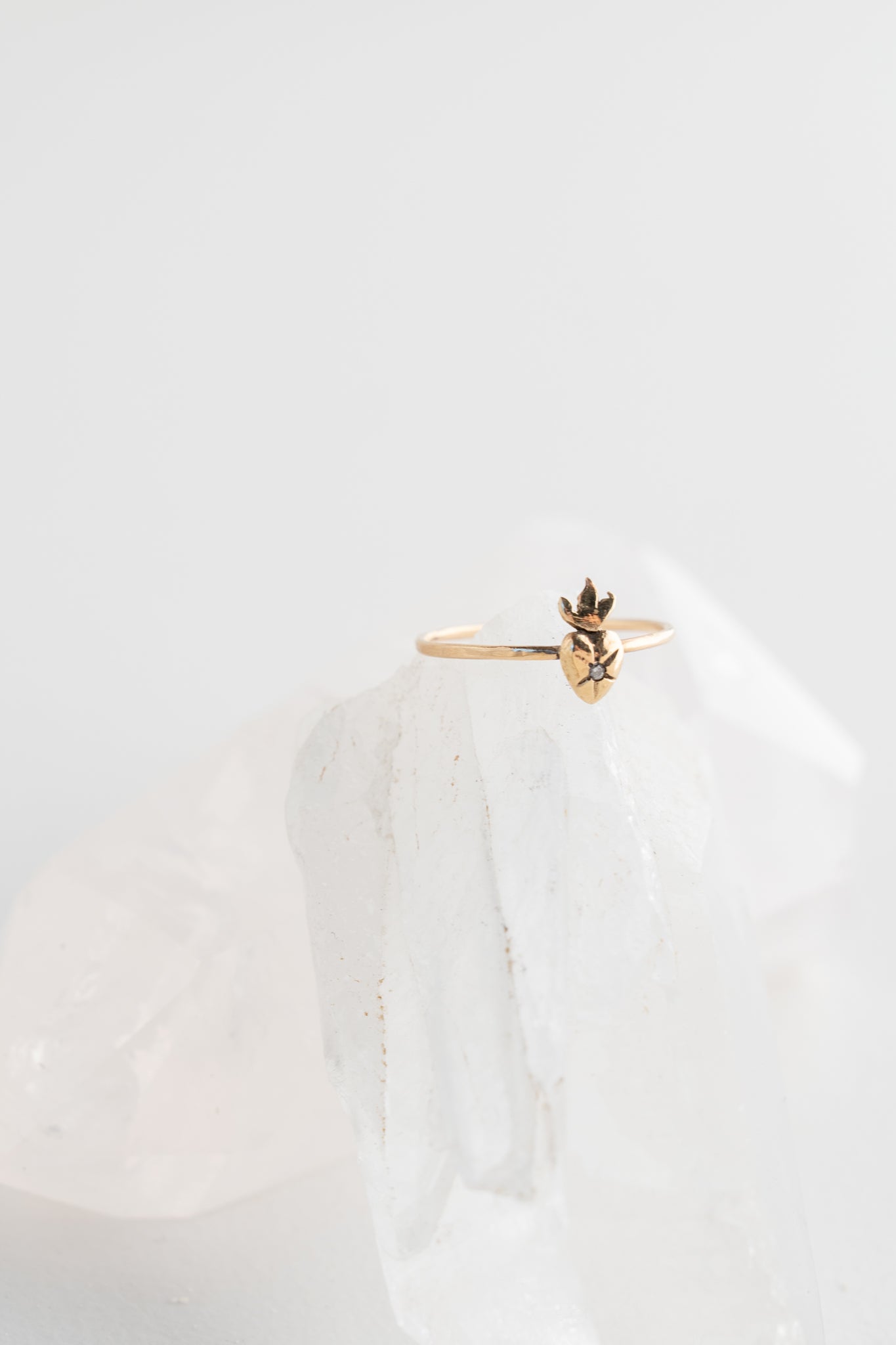 Acanthus Sacred Heart Amulet Ring 