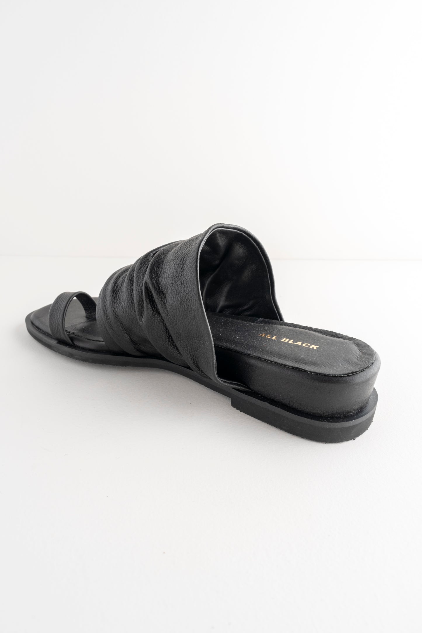 All Black Gathered Slide, Black 