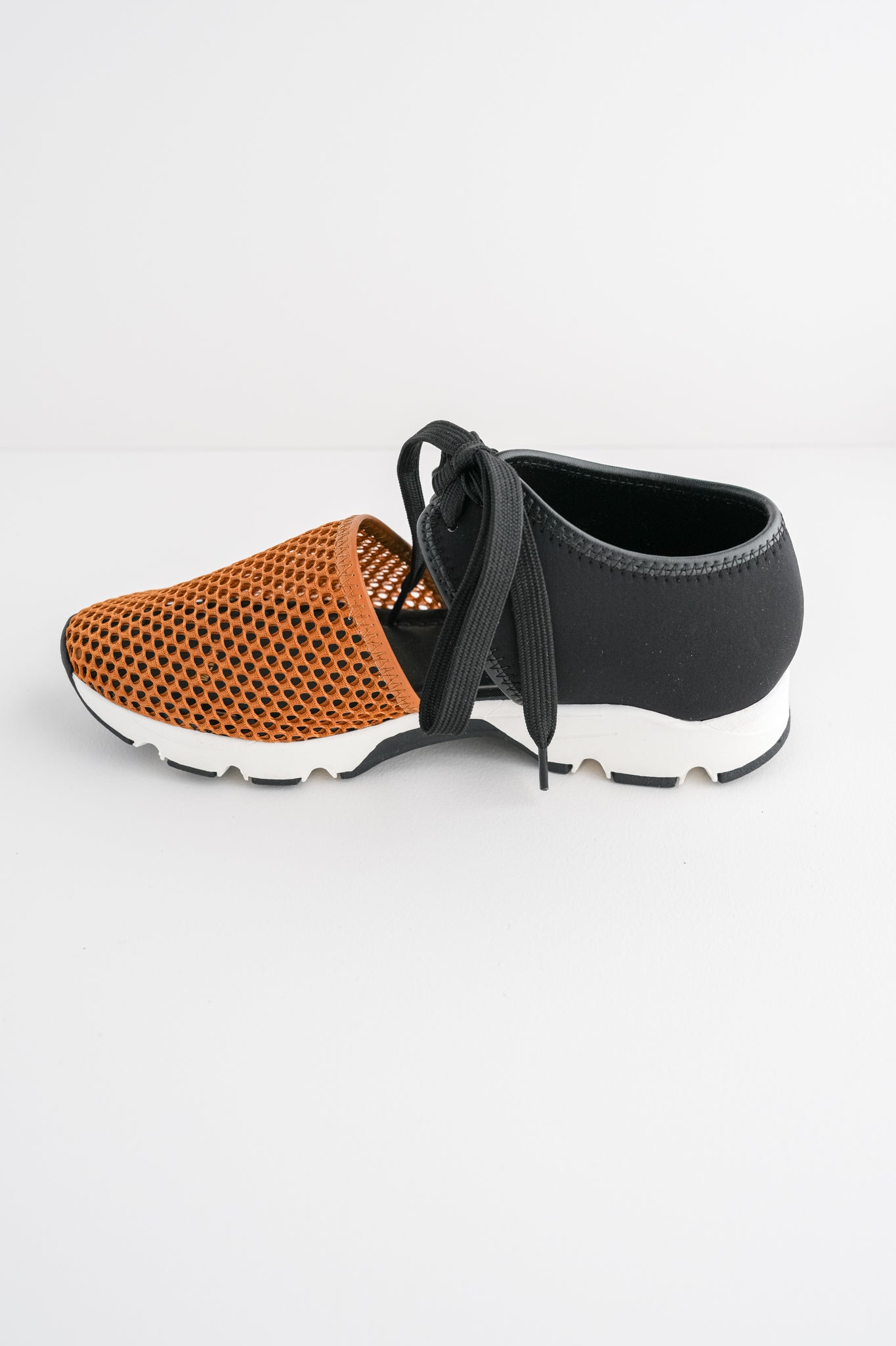 All Black Amazing Mesh Sneaker, Brown 