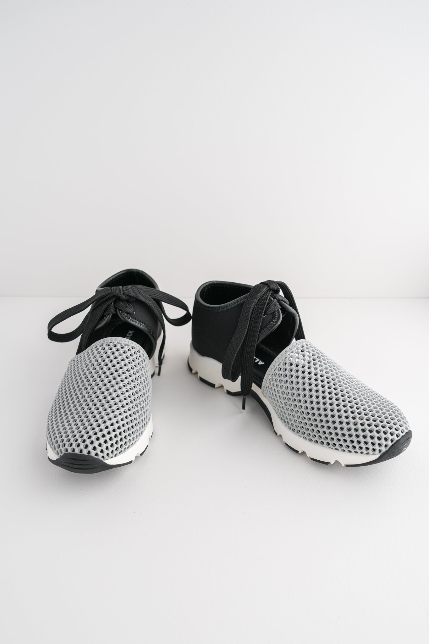 All Black Amazing Mesh Sneaker, Gray 