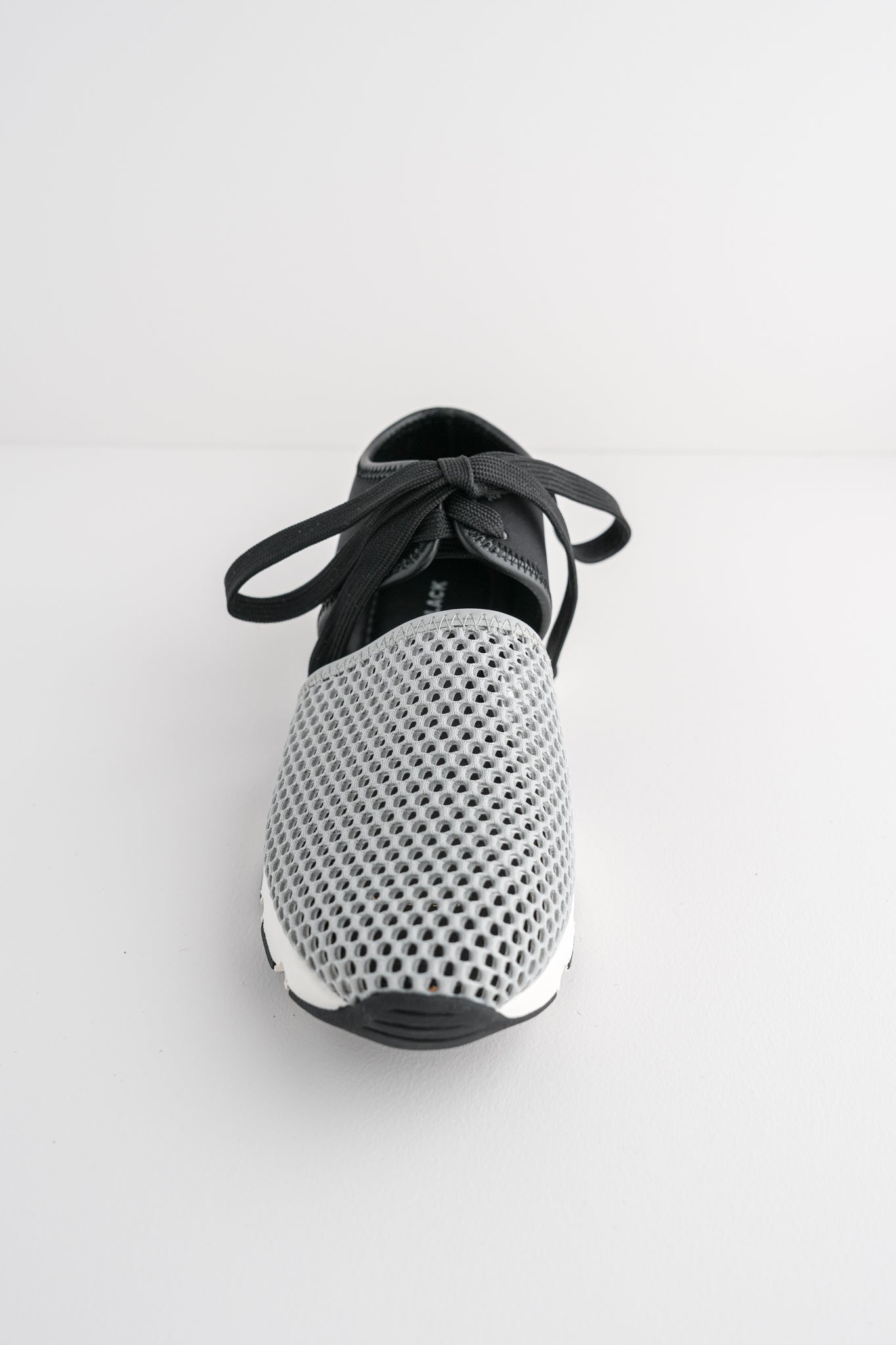 All Black Amazing Mesh Sneaker, Gray 