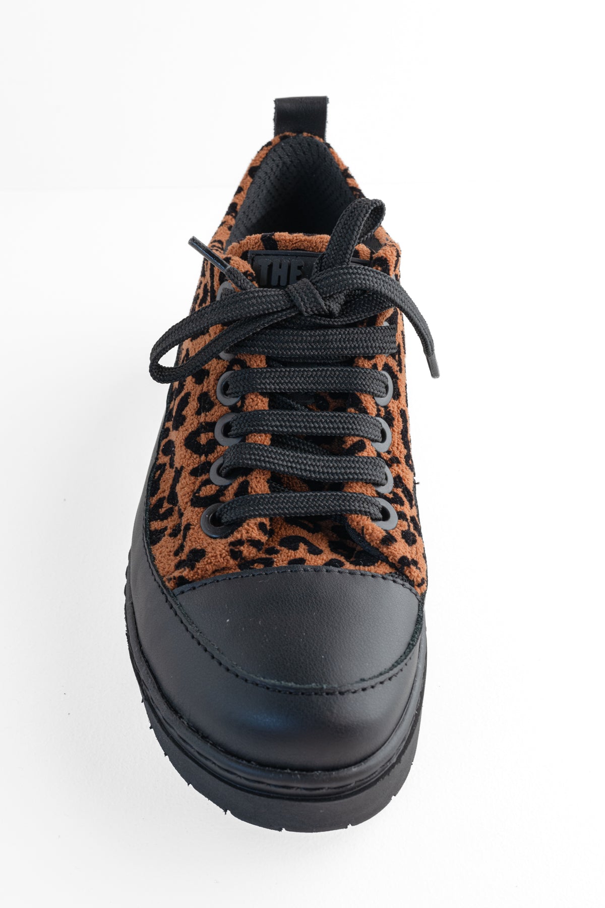 Art Fantasy Jaguar Sneaker, Black 