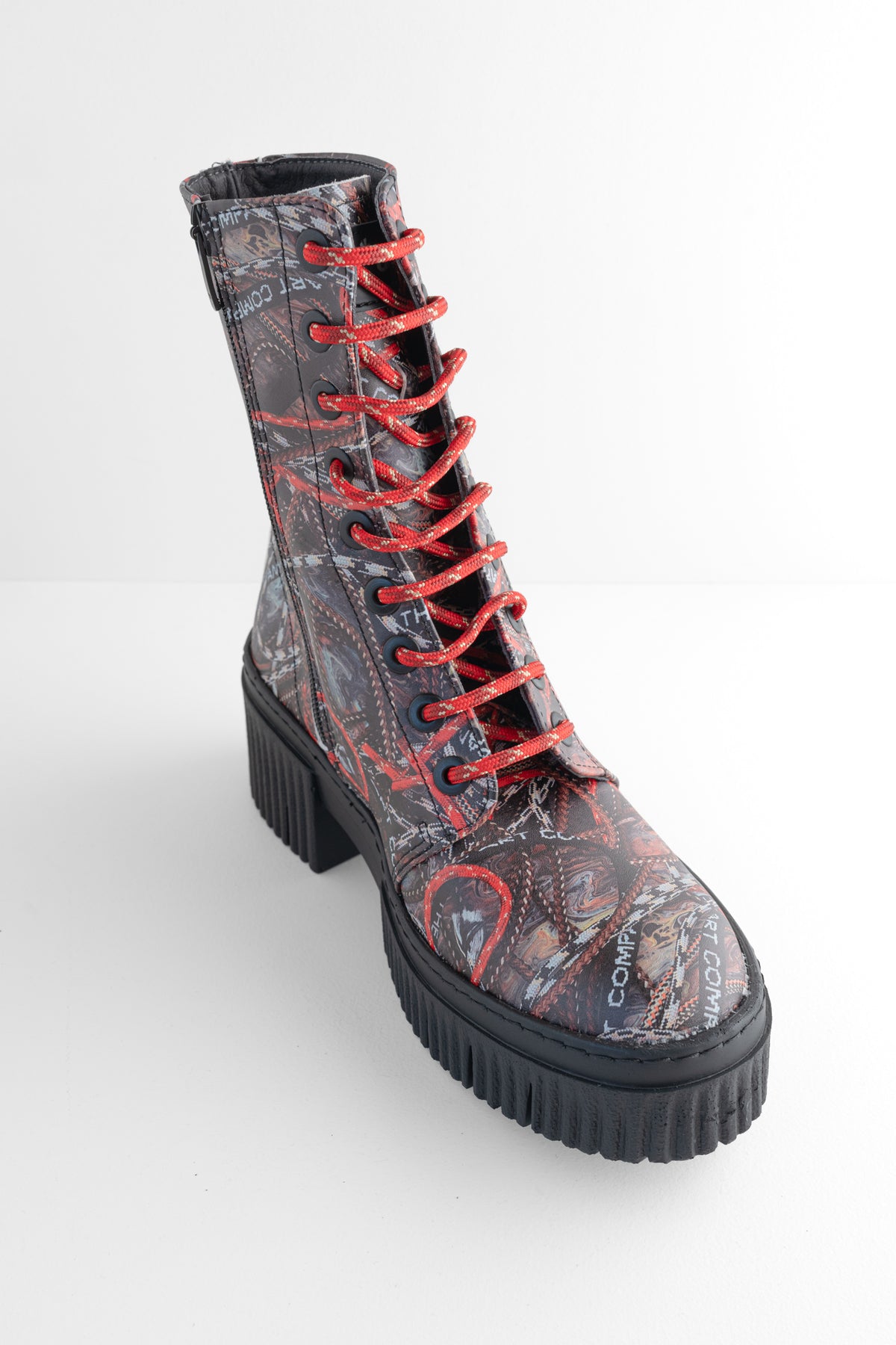 Art Fantasy Laces Boot, Black/Red 