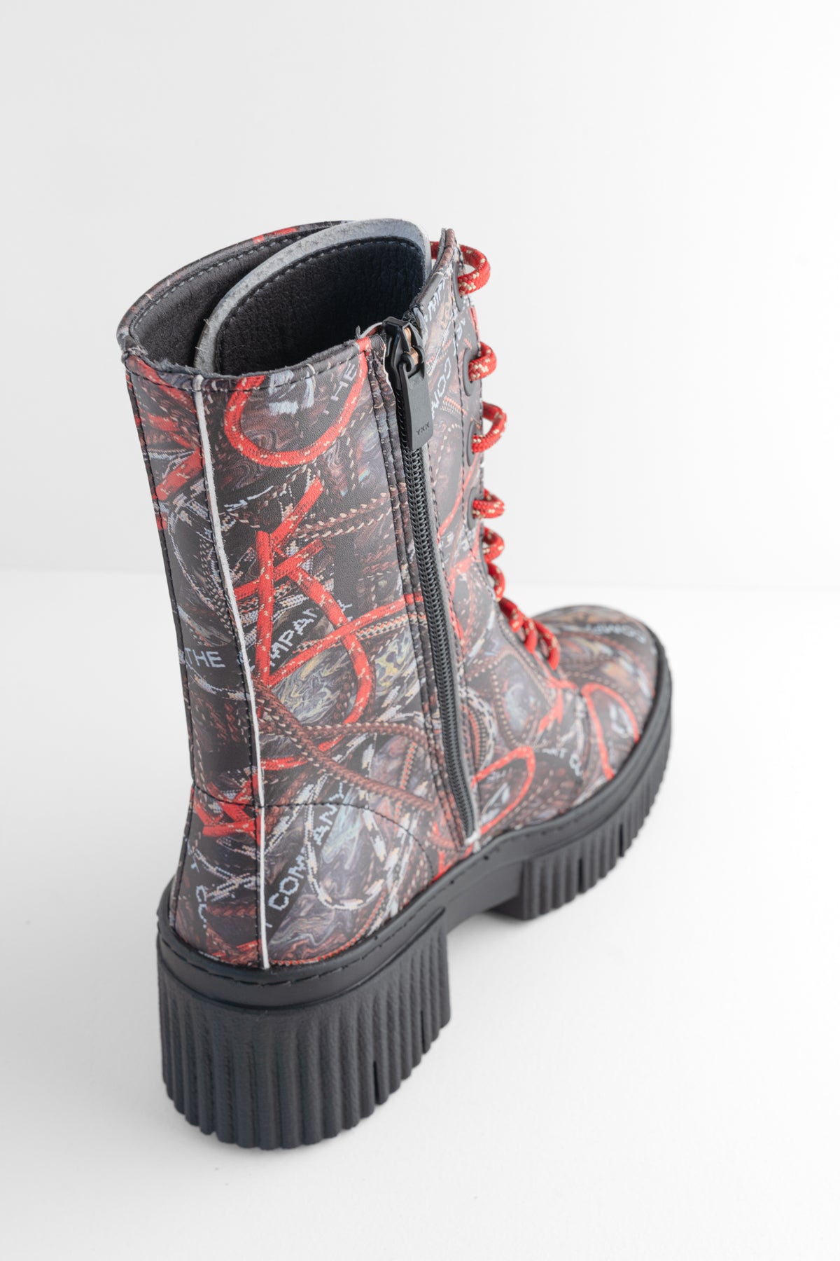 Art Fantasy Laces Boot, Black/Red 